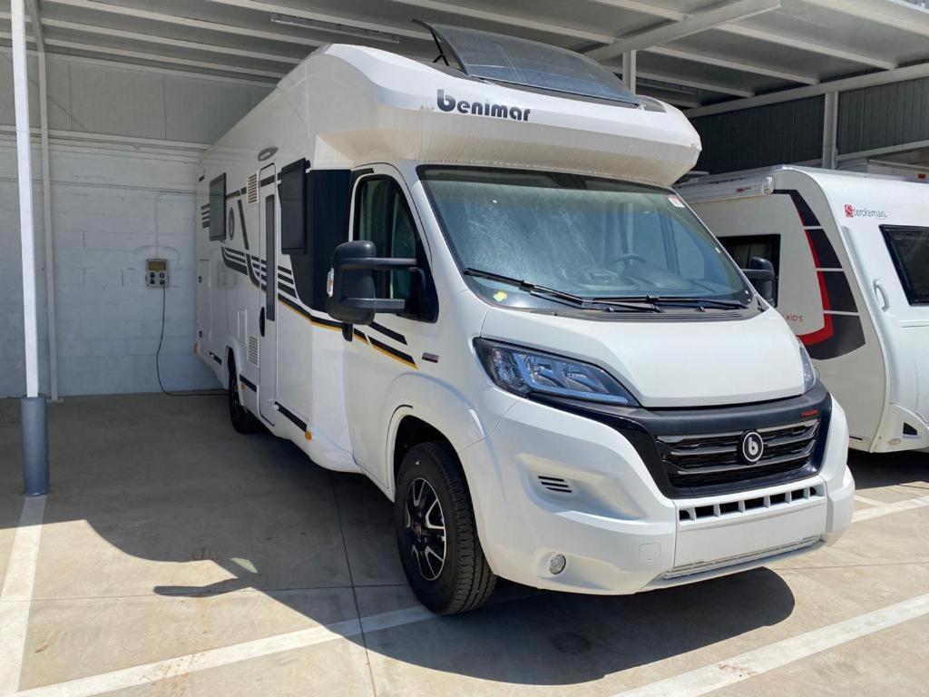 גרנדה Magnifica Autocaravana Adria Matrix Axess 670Sl מראה חיצוני תמונה