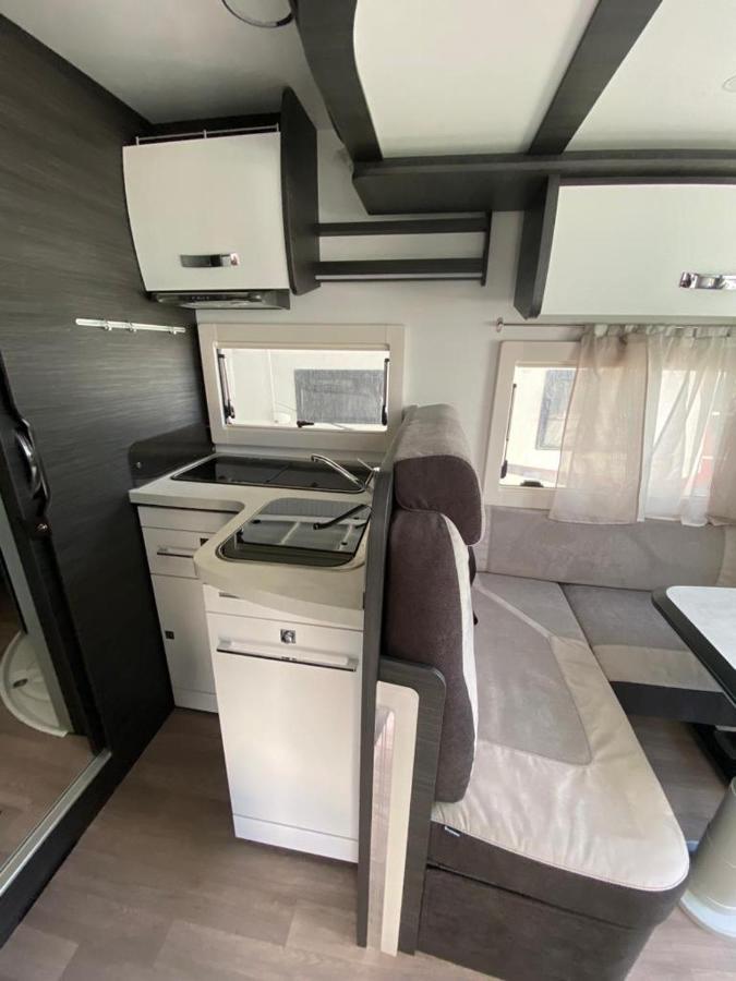 גרנדה Magnifica Autocaravana Adria Matrix Axess 670Sl מראה חיצוני תמונה